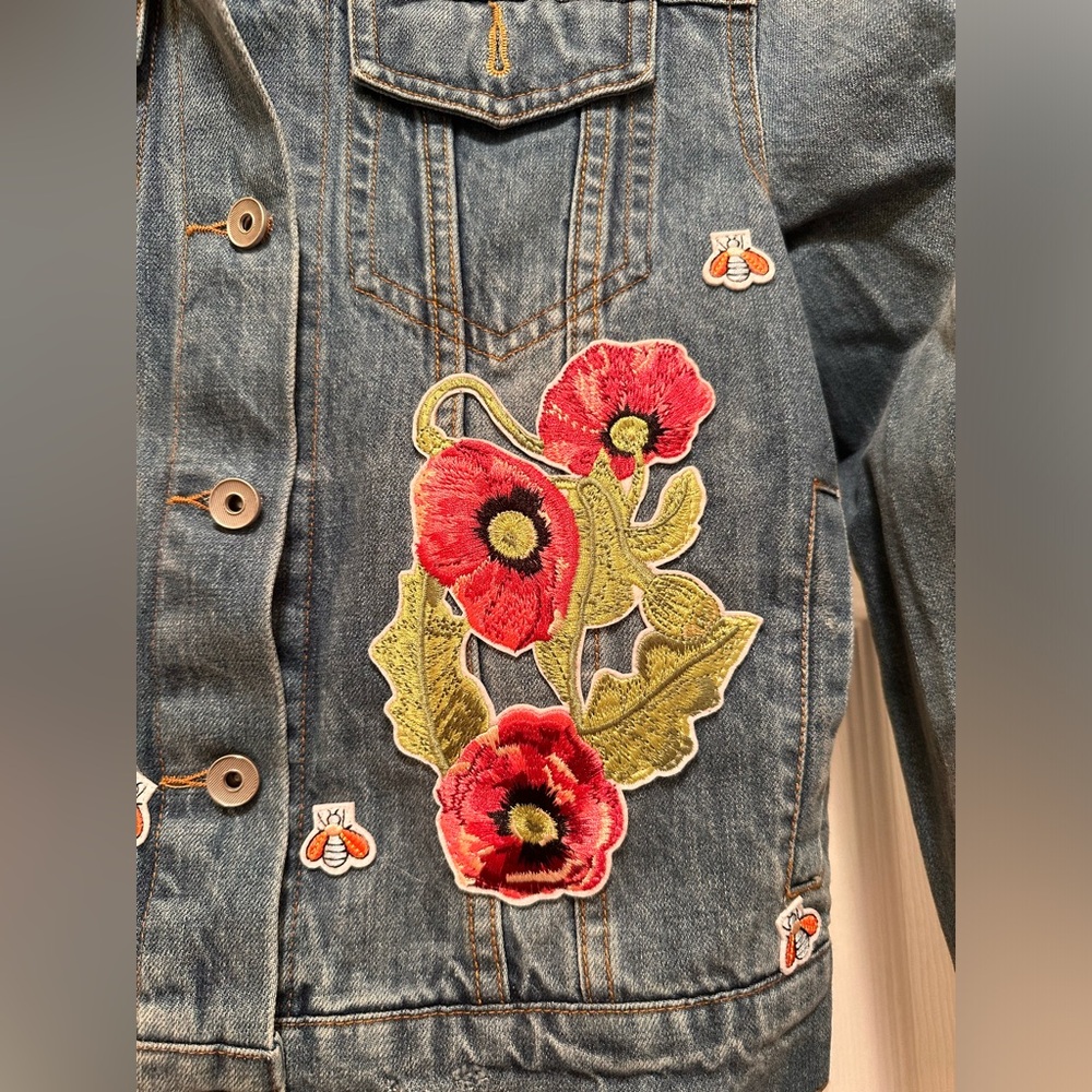 NWT Bagatelle Denim Jacket- Floral and Butterfly Patchwork - Picture 2 of 7